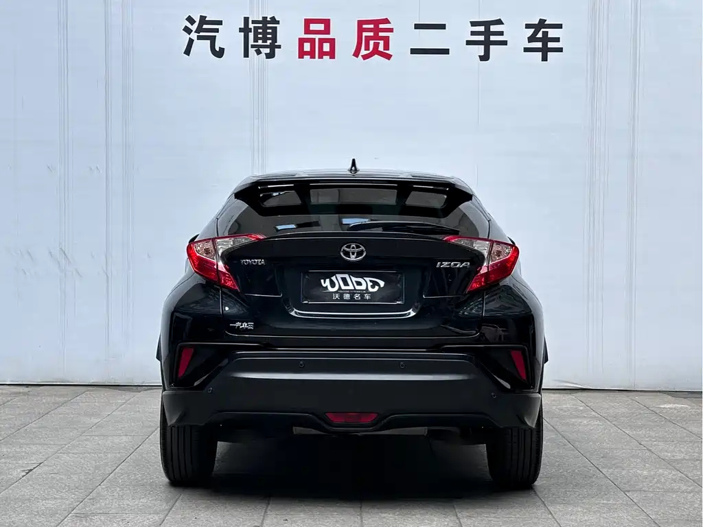 TOYOTA IZOA 2020
