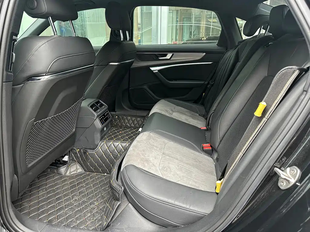AUDI A6L 2021