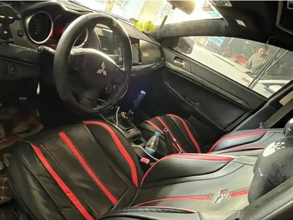 MITSUBISHI LANCER EX 2012