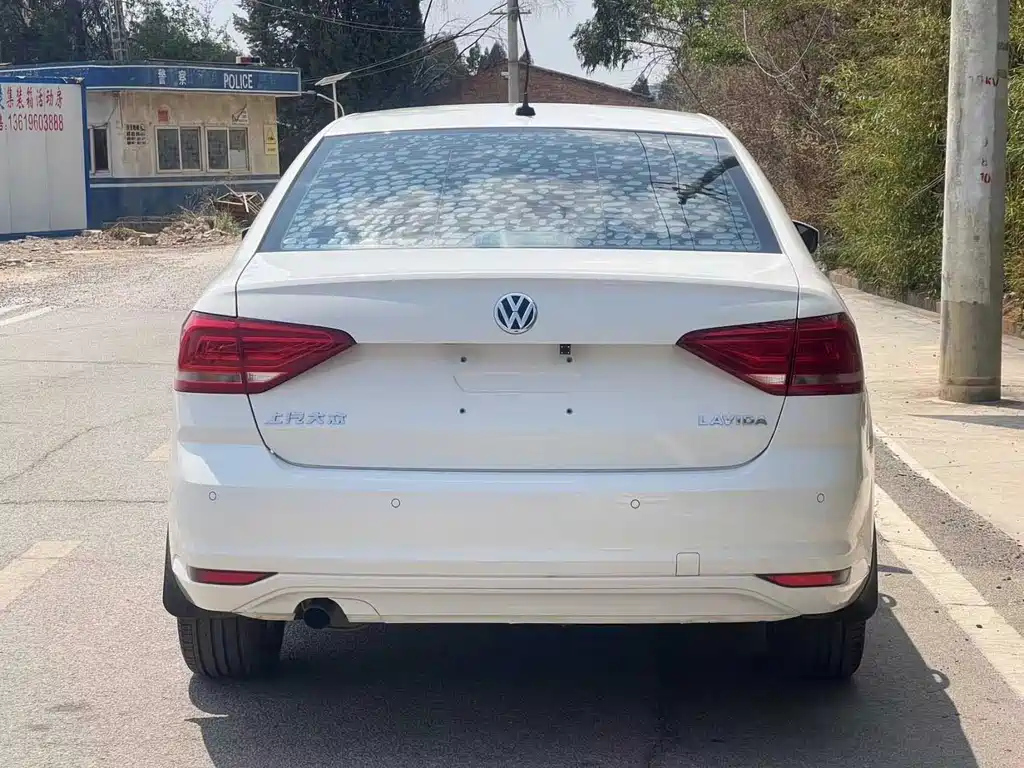 VOLKSWAGEN LAVIDA 2018