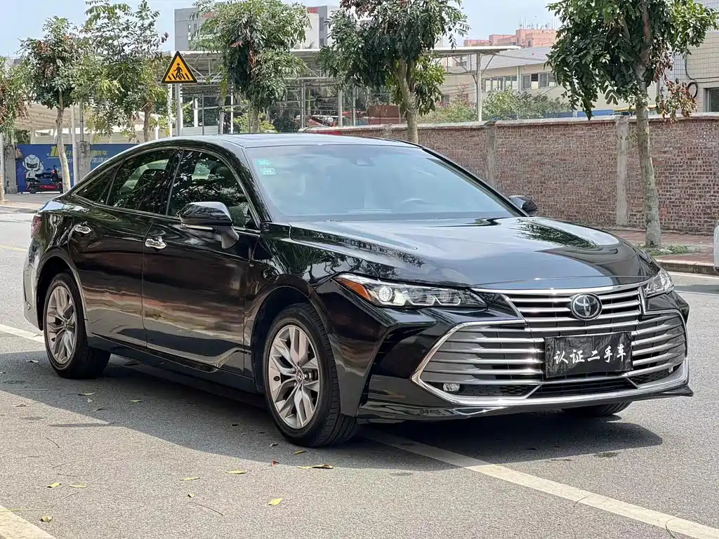 TOYOTA AVALON 2019
