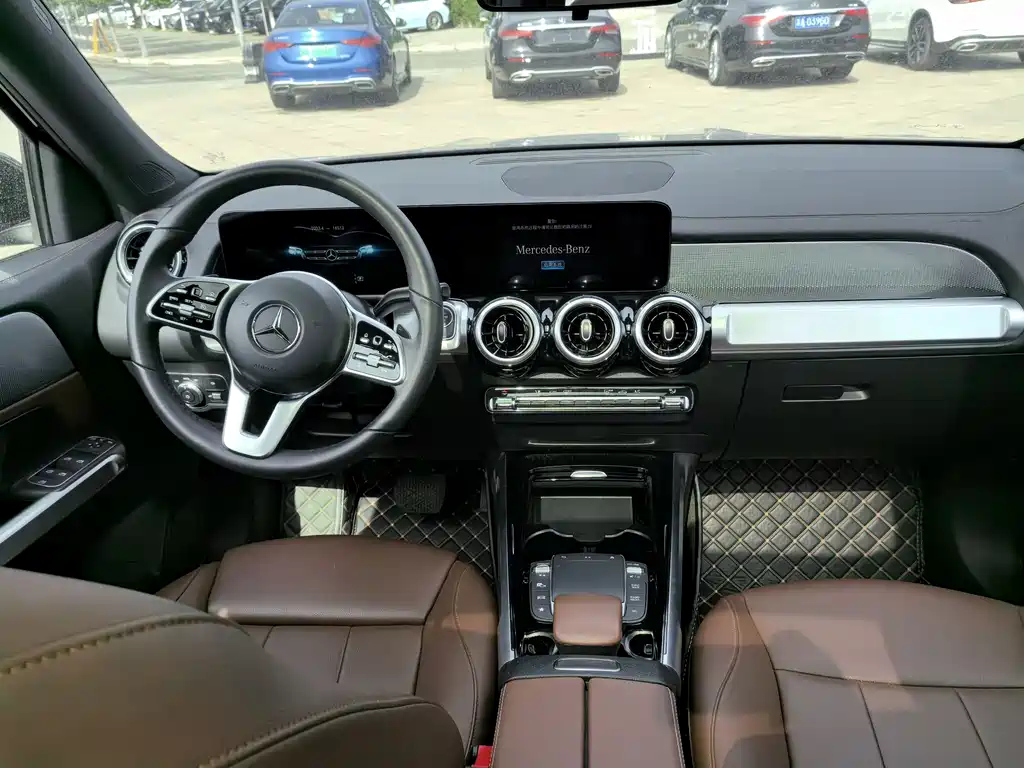 MERCEDES BENZ GLB 2022