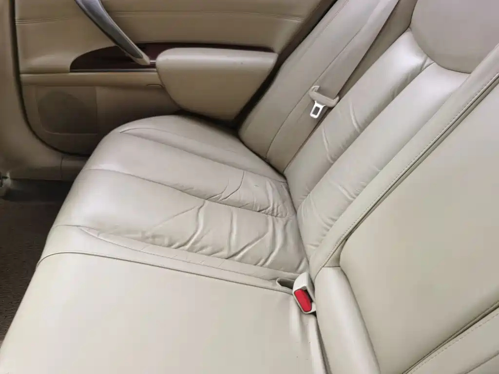 NISSAN TEANA 2010