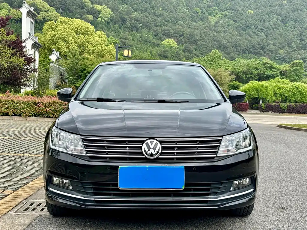 VOLKSWAGEN LAVIDA 2018