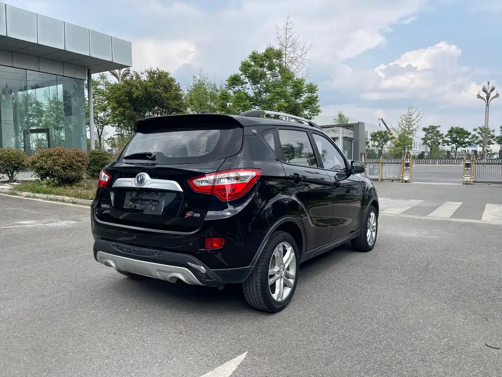 CHANGAN CS35 2016
