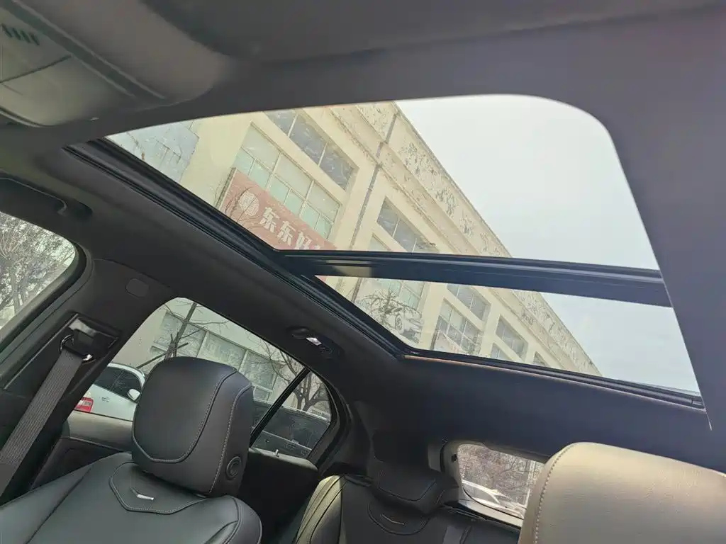 CADILLAC XT4 2022