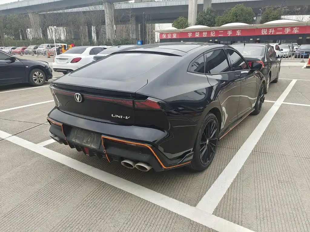 CHANGAN UNI-V 2022