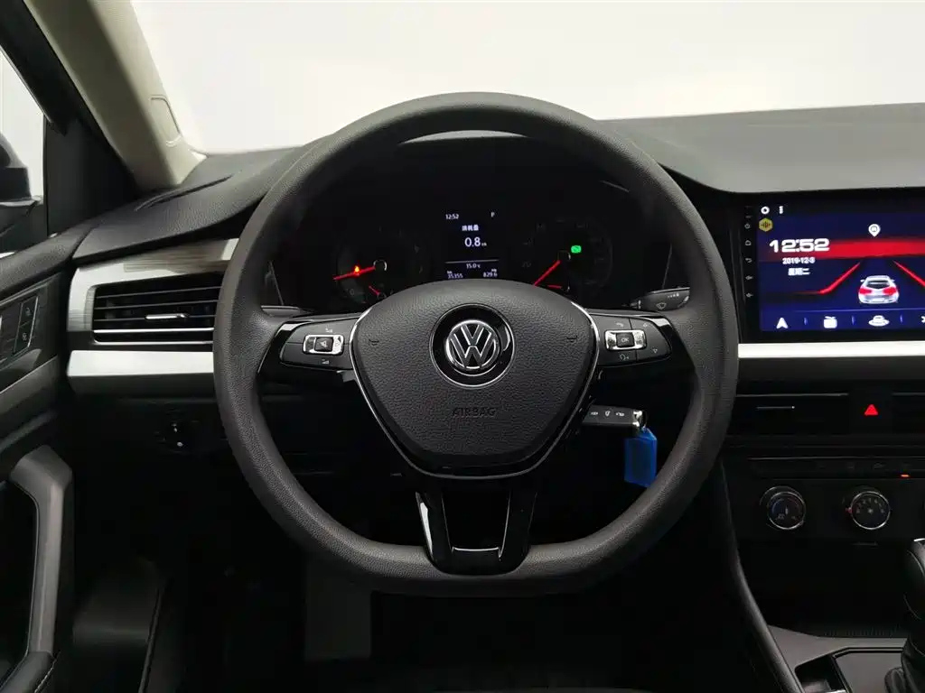 VOLKSWAGEN LAVIDA 2021