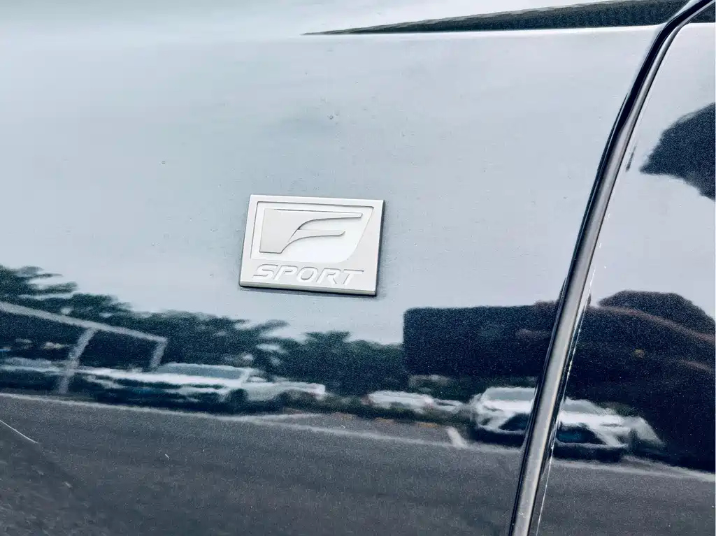 LEXUS ES 2021
