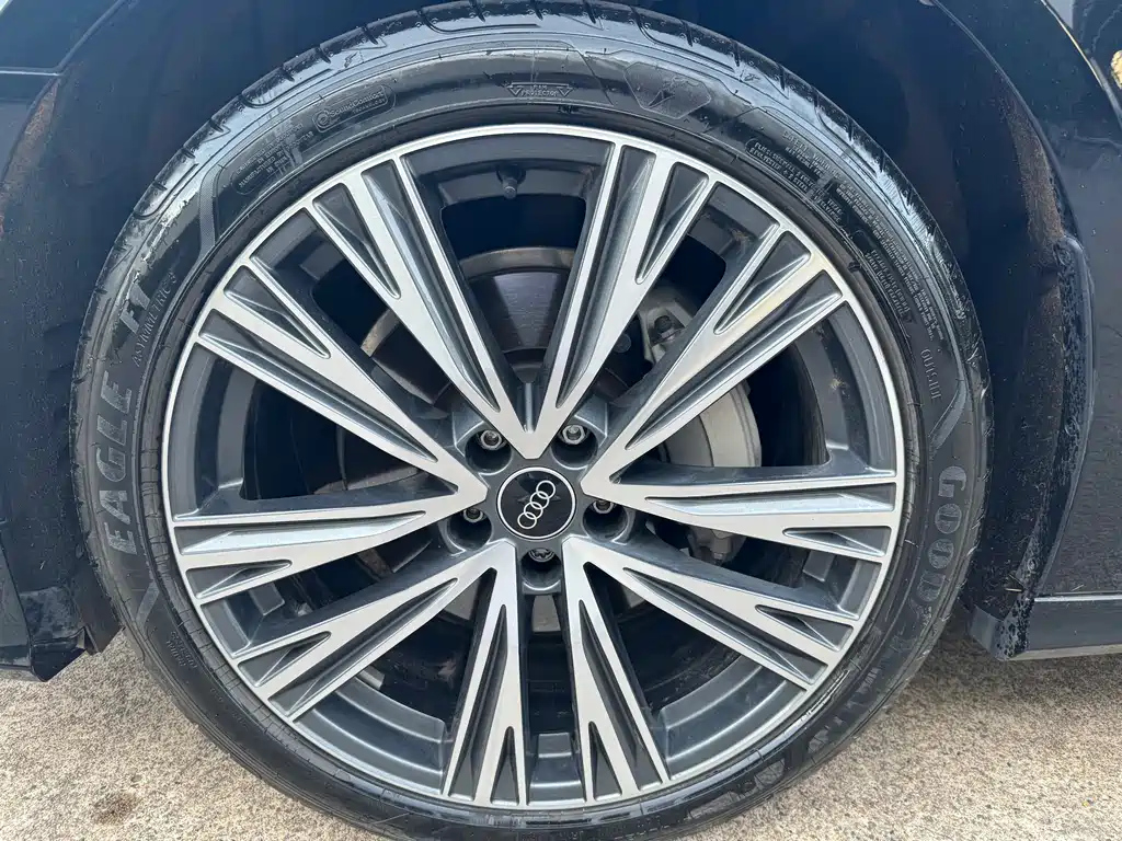 AUDI A6L 2023