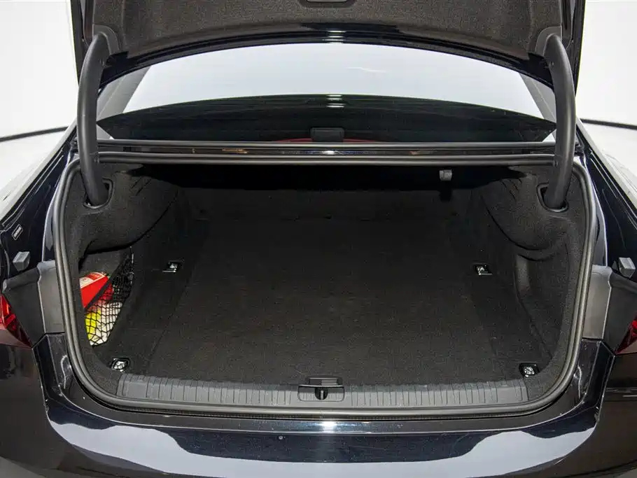 AUDI A7L 2022
