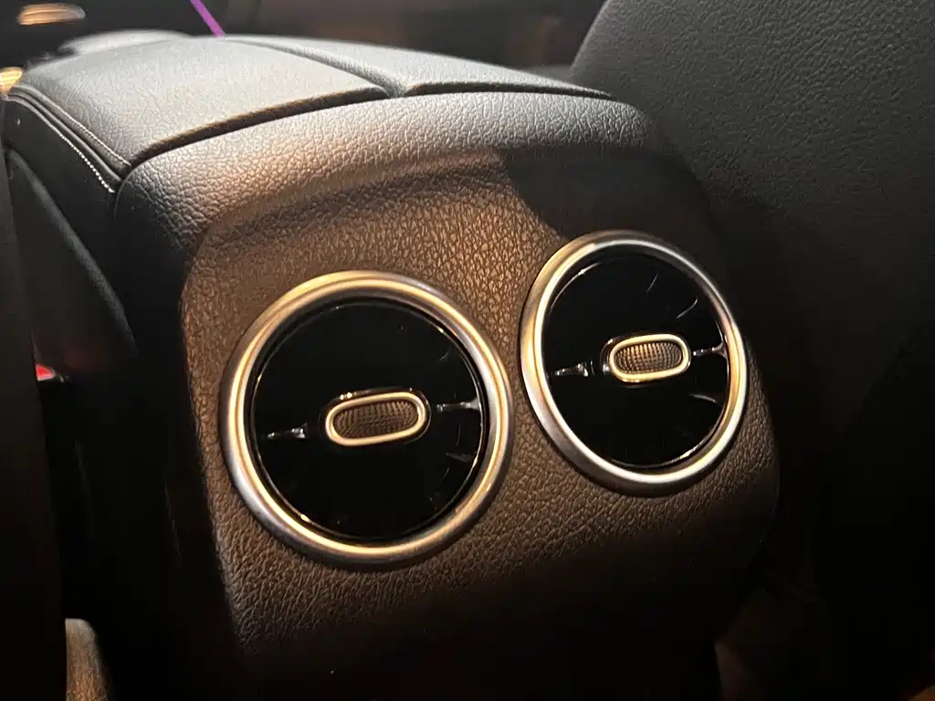 MERCEDES BENZ GLB 2021