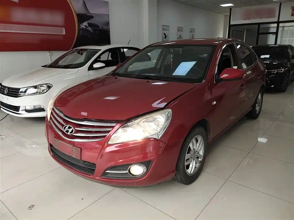 HYUNDAI CELESTA 2011