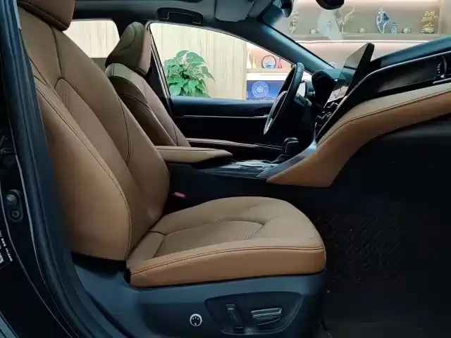 TOYOTA CAMRY 2022