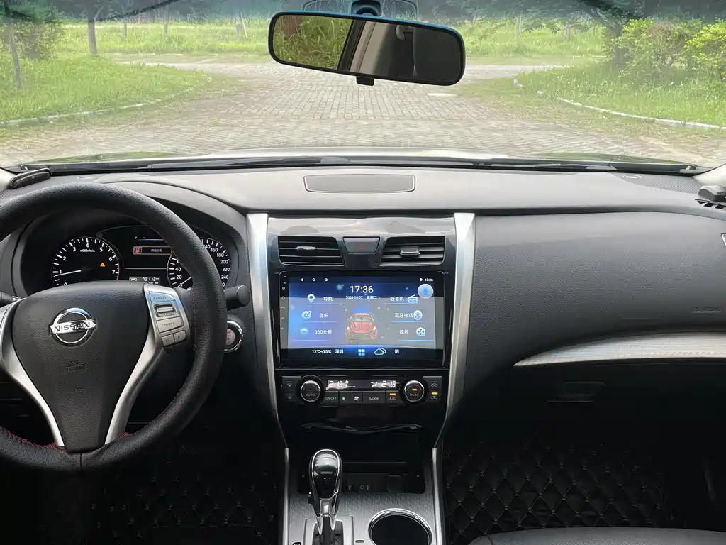 NISSAN TEANA 2018