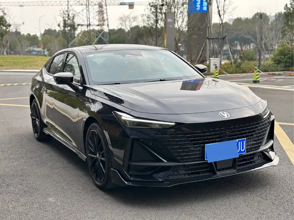 CHANGAN UNI-V 2023