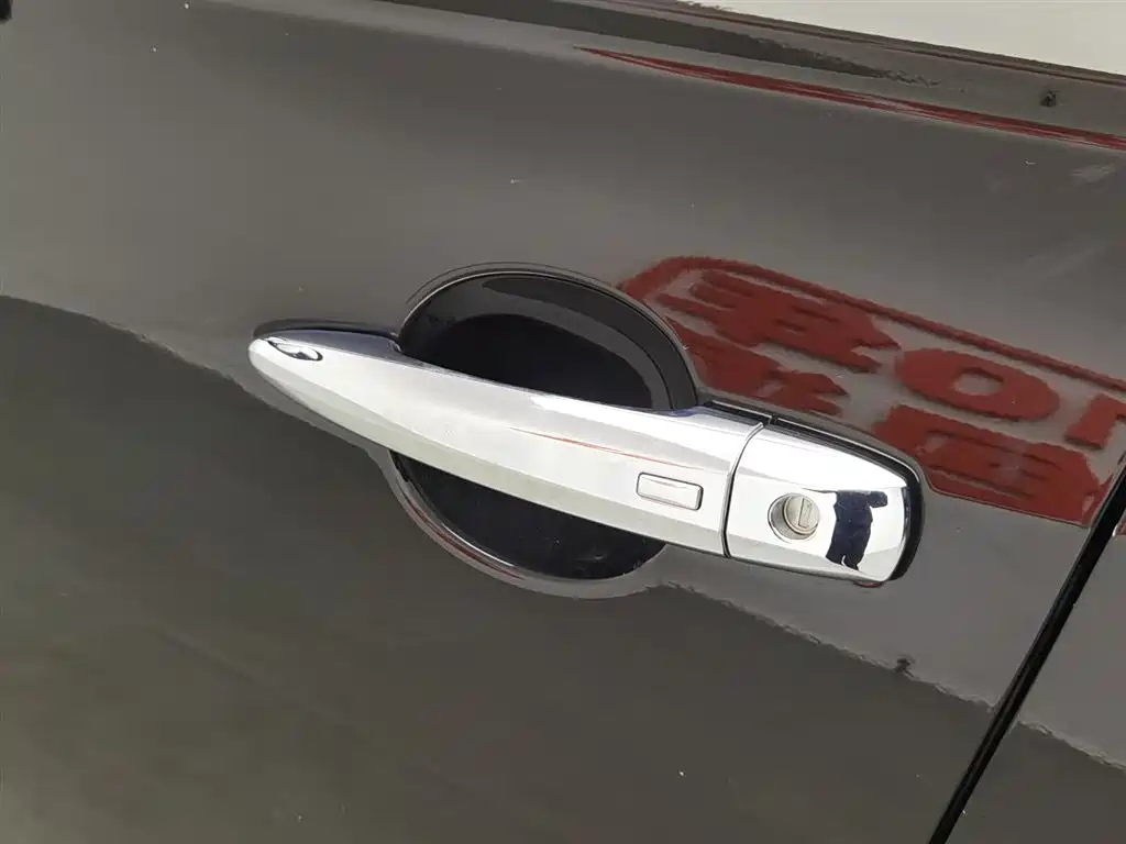 NISSAN TEANA 2020