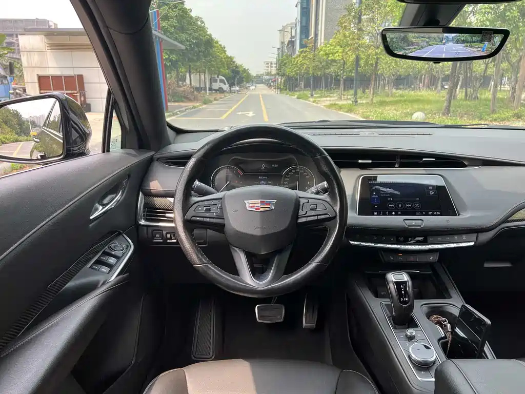 CADILLAC XT4 2020