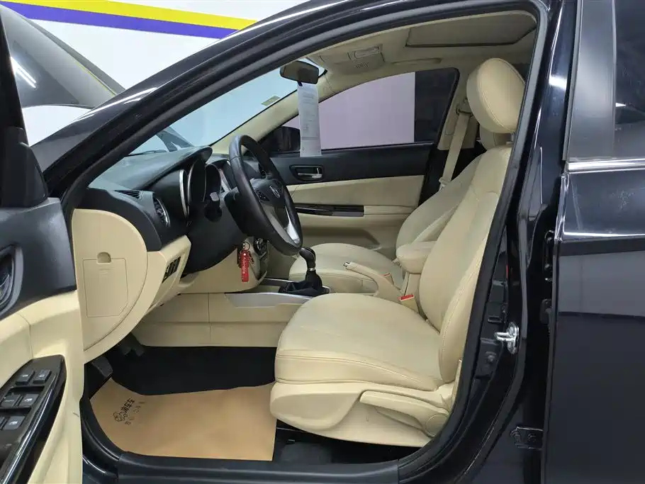 CHANGAN EADO 2016