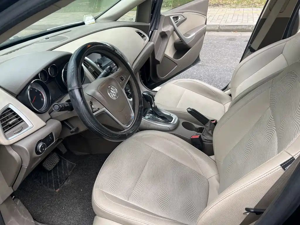 BUICK EXCELLE 2012