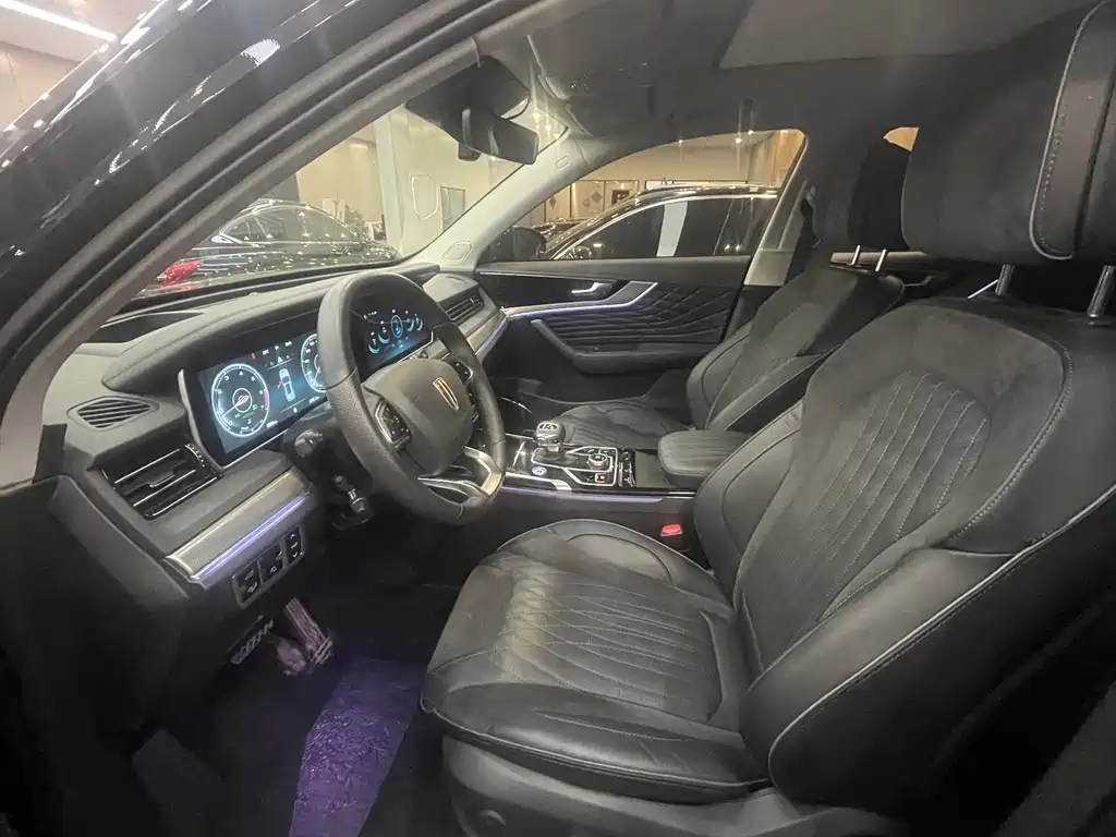 HONGQI HS5 2023