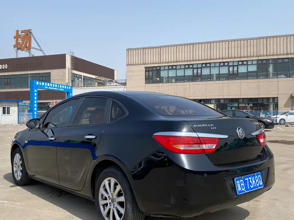 BUICK EXCELLE 2011