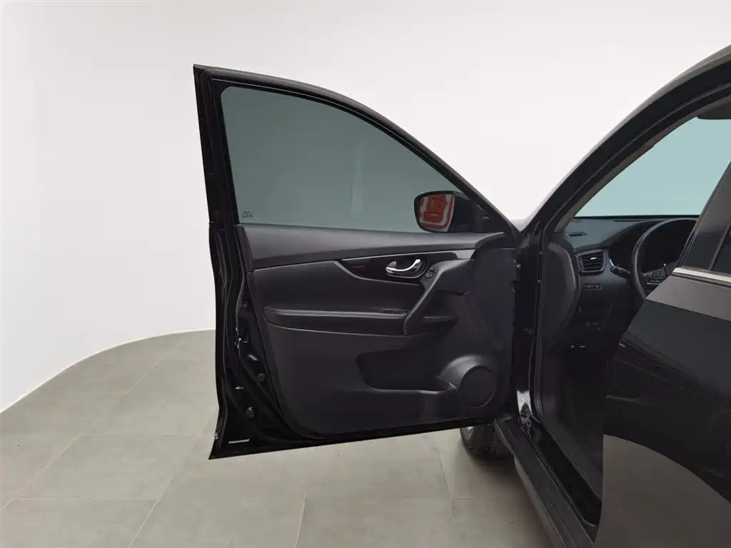 NISSAN X-TRAIL 2020