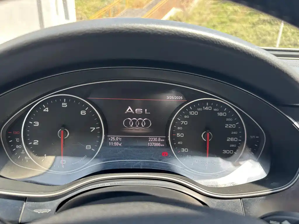 AUDI A6L 2014