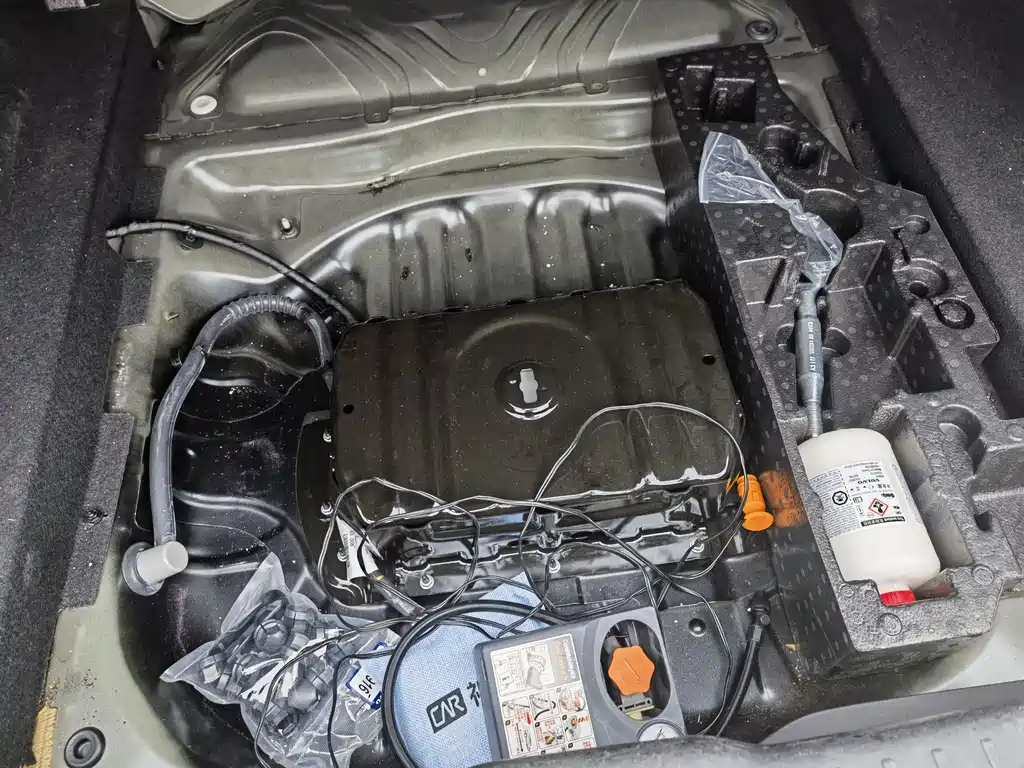 VOLVO S90 2023