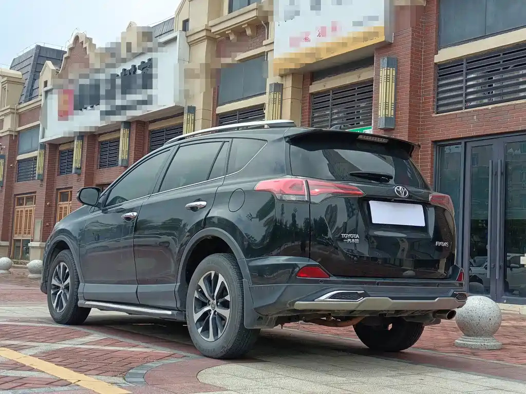 TOYOTA RAV4 RONGFANG 2017