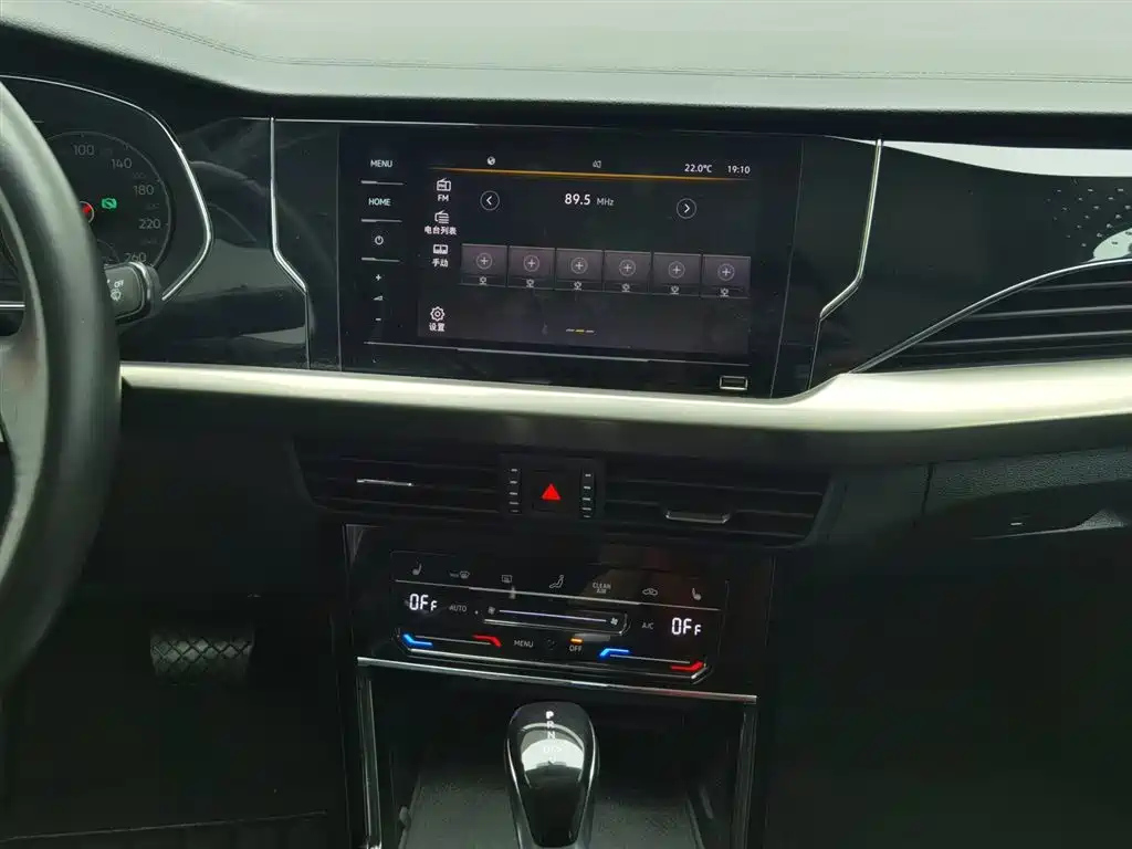 VOLKSWAGEN PASSAT 2020