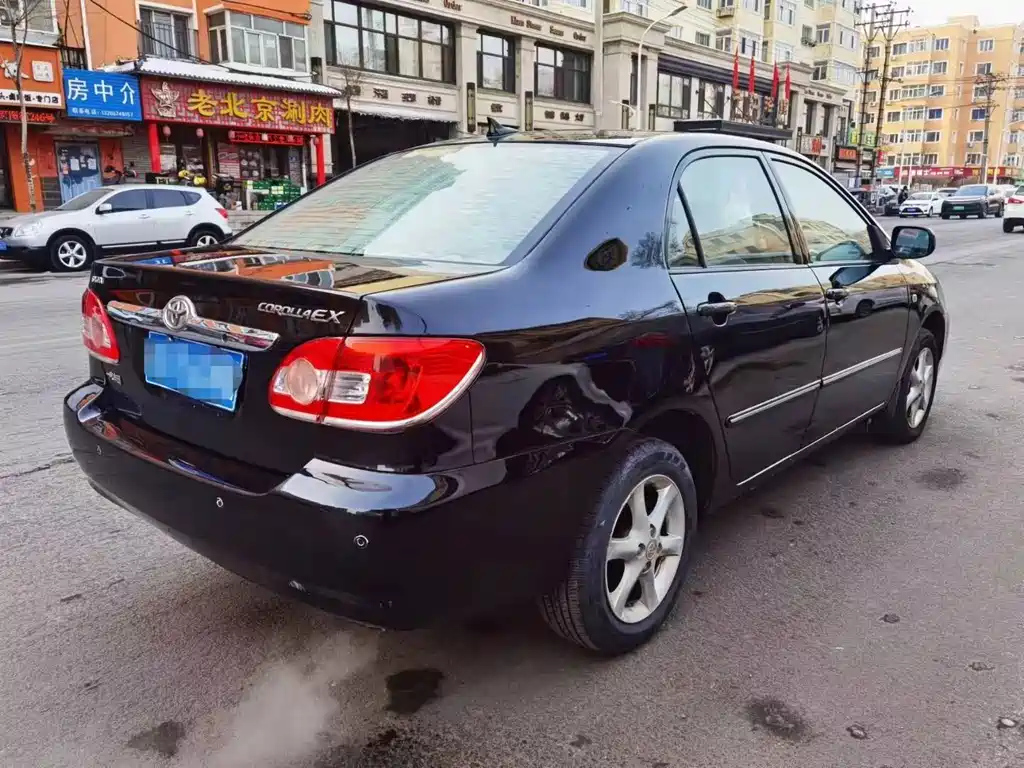 TOYOTA COROLLA 2010