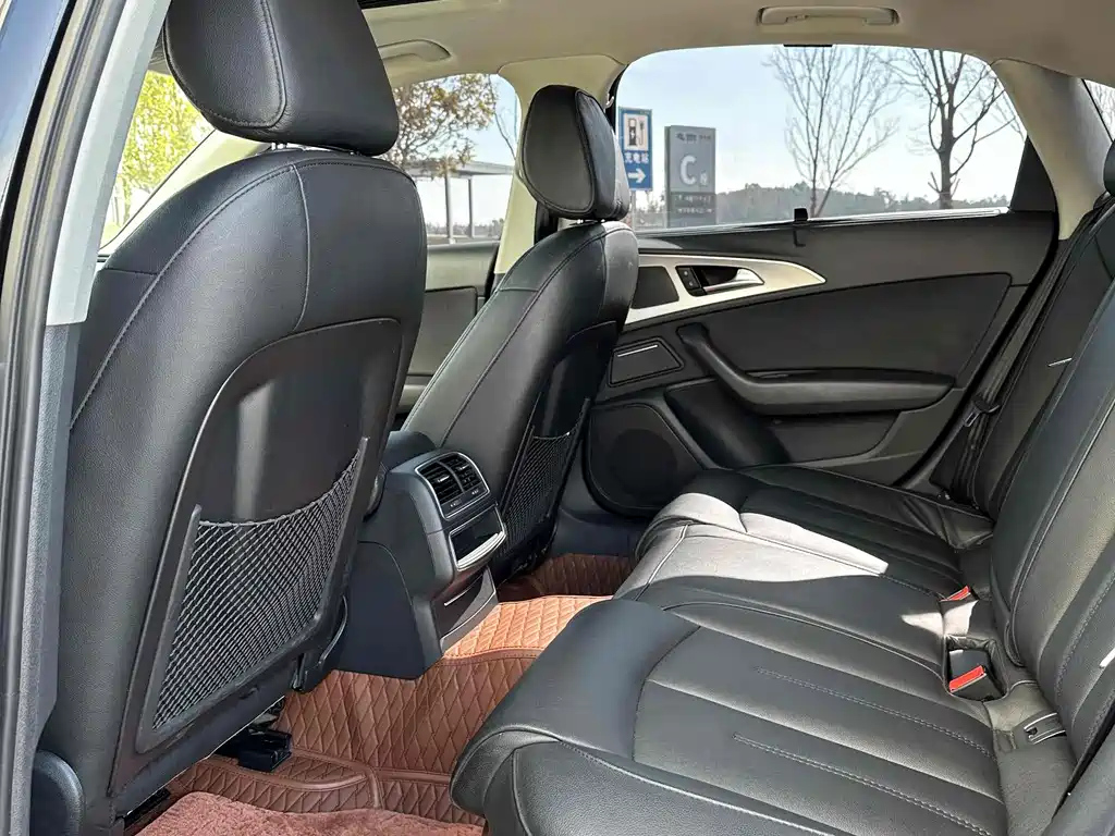 AUDI A6L 2015