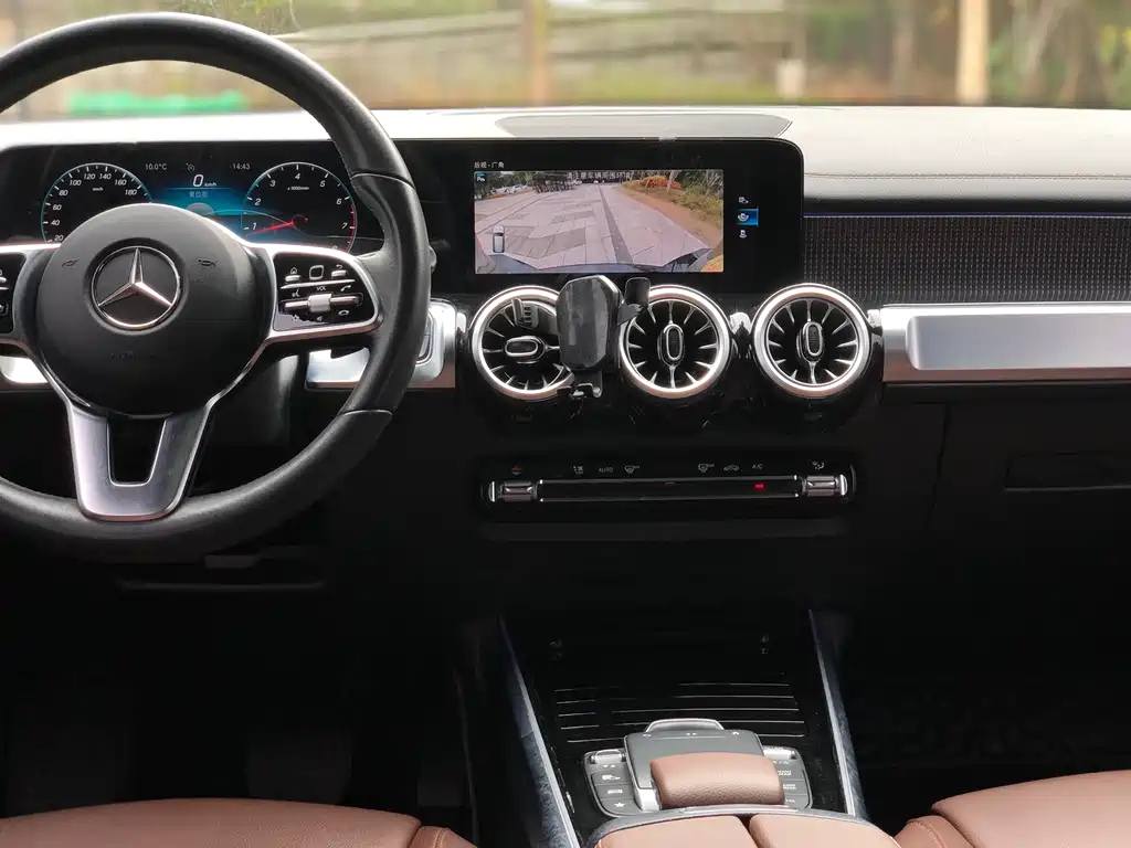 MERCEDES BENZ GLB 2021