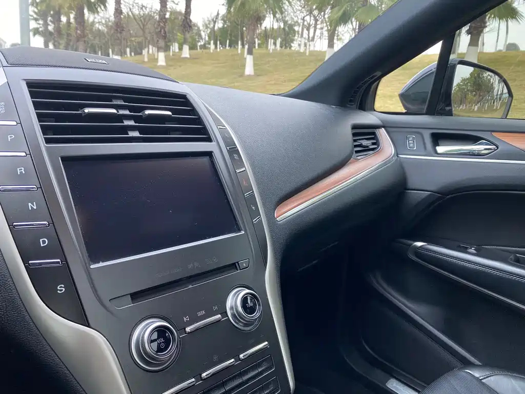 LINCOLN MKC 2019