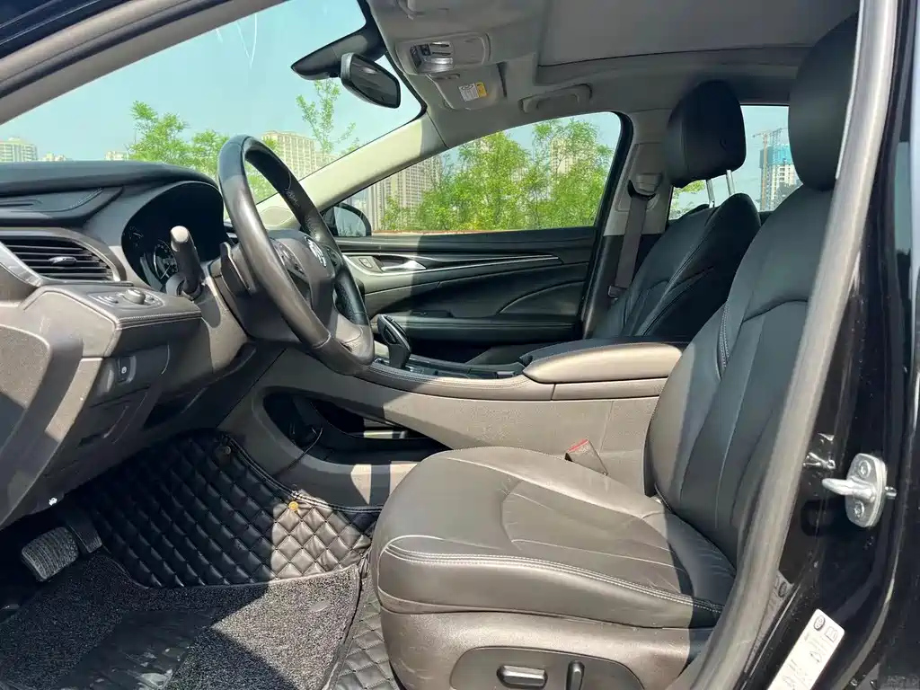 BUICK LACROSSE 2020
