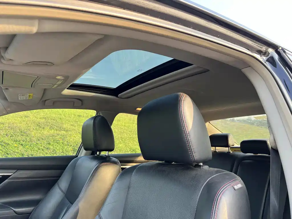 NISSAN TEANA 2018