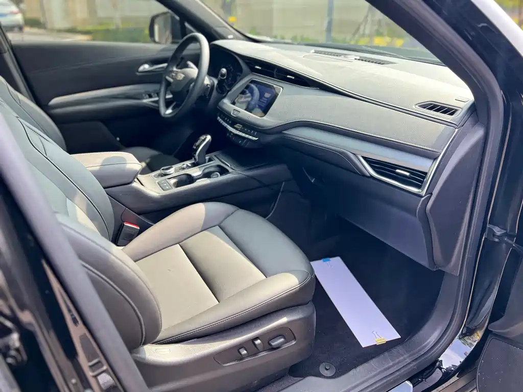 CADILLAC XT4 2020