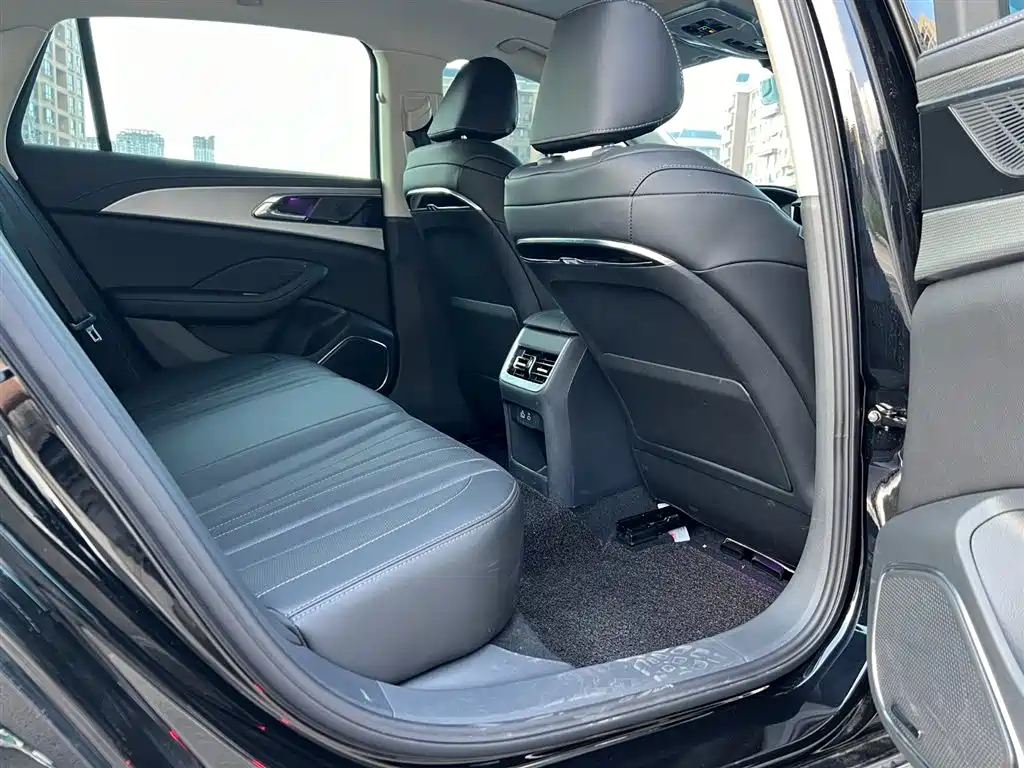 HONGQI H5 2023