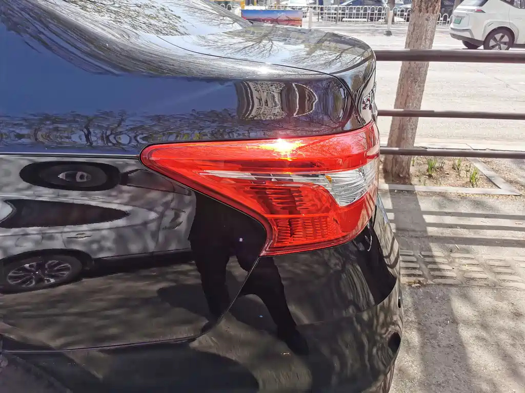 NISSAN SYLPHY 2023