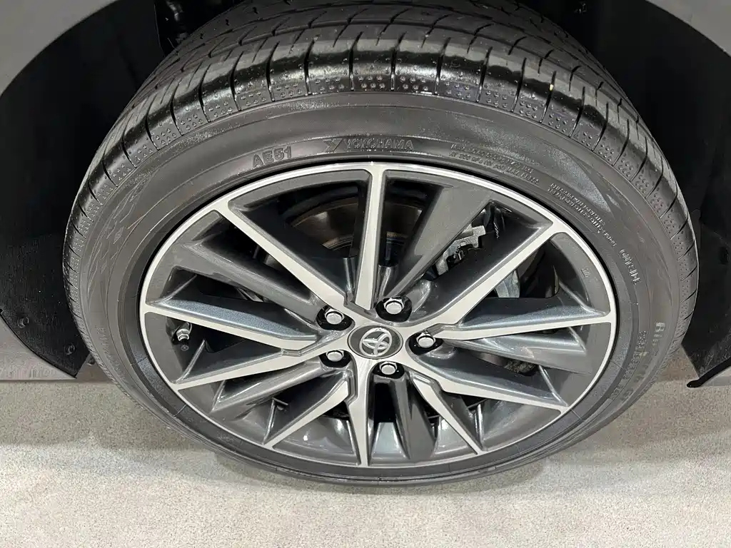 TOYOTA CAMRY 2022