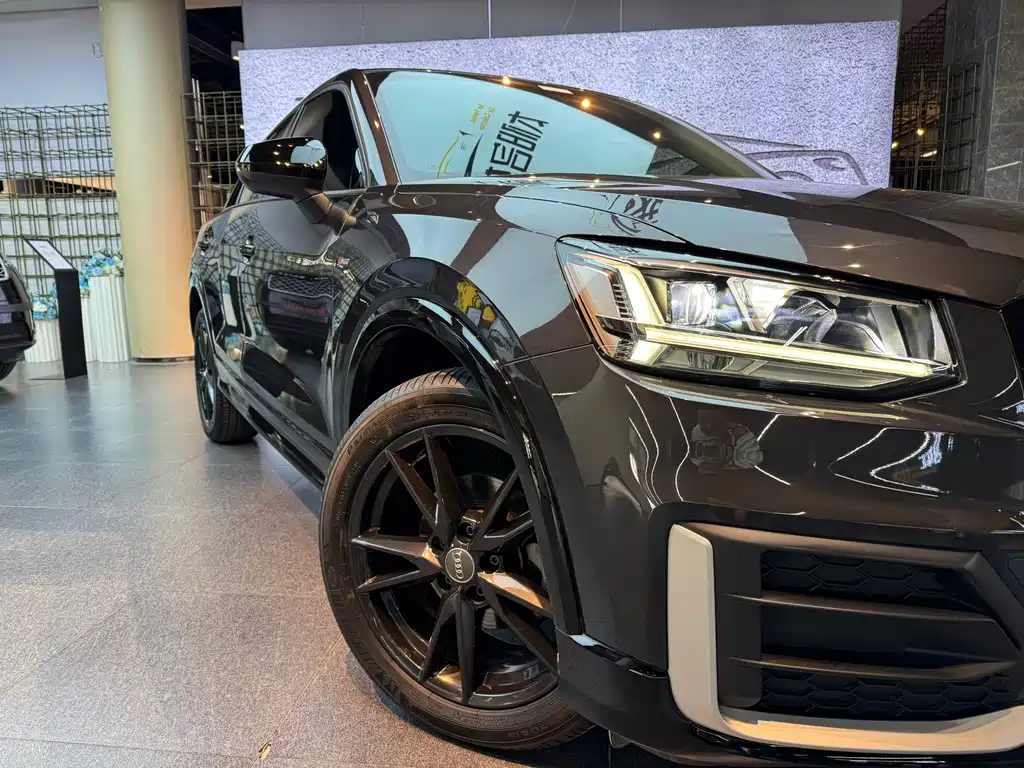AUDI Q2L 2020