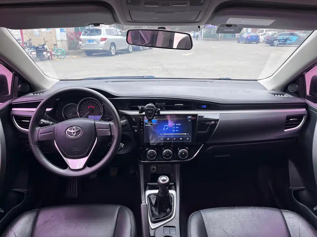 TOYOTA COROLLA 2016