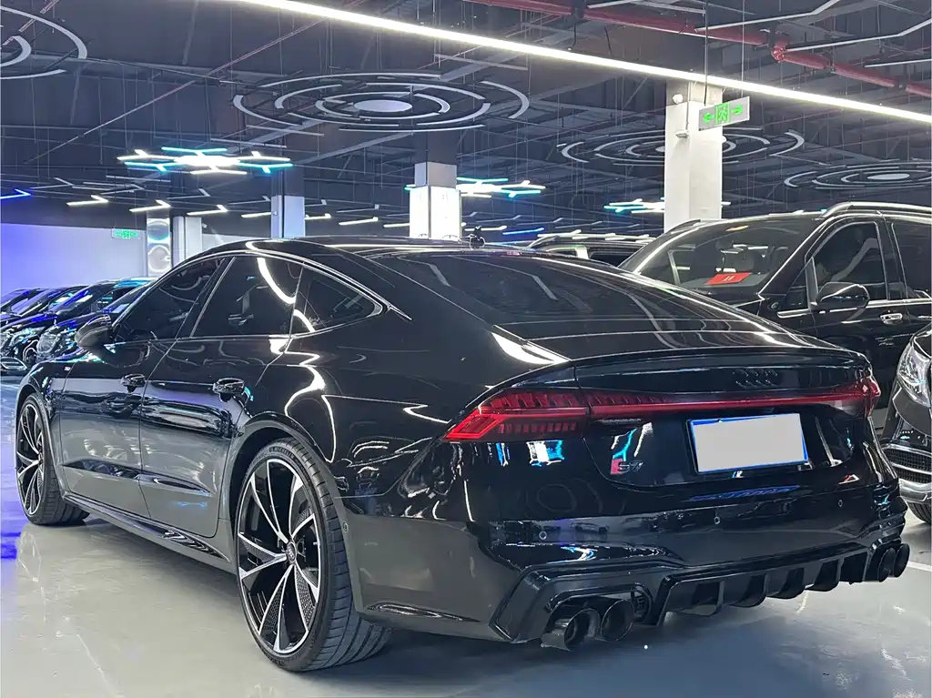 AUDI A7 2021