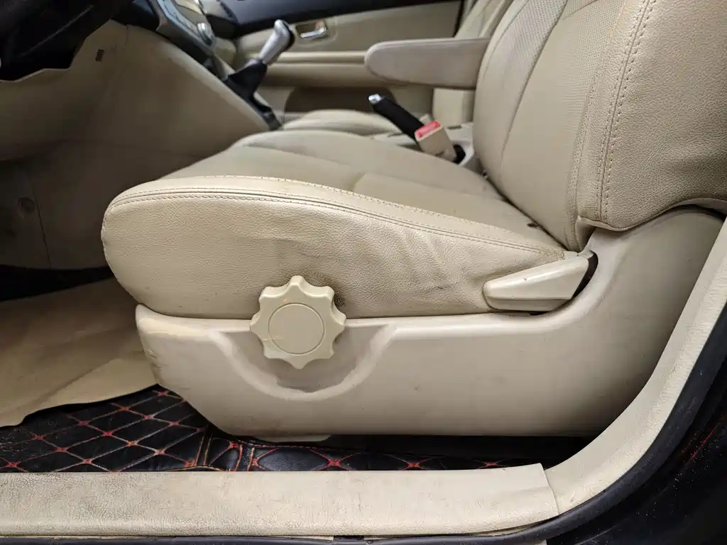 BYD S6 2013
