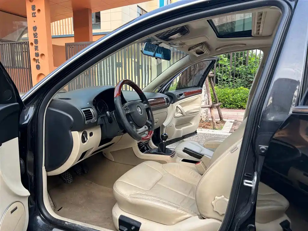 VOLKSWAGEN OTHER 2010