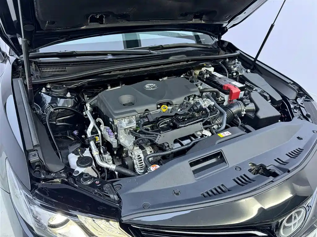 TOYOTA CAMRY 2023