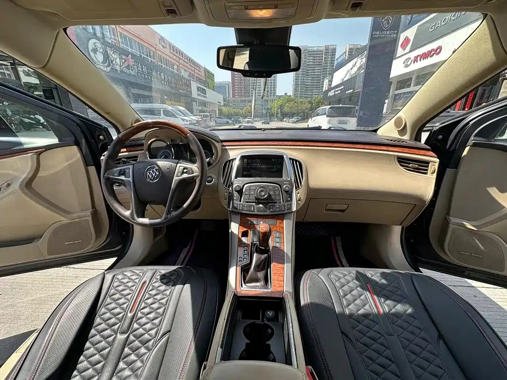 BUICK LACROSSE 2013