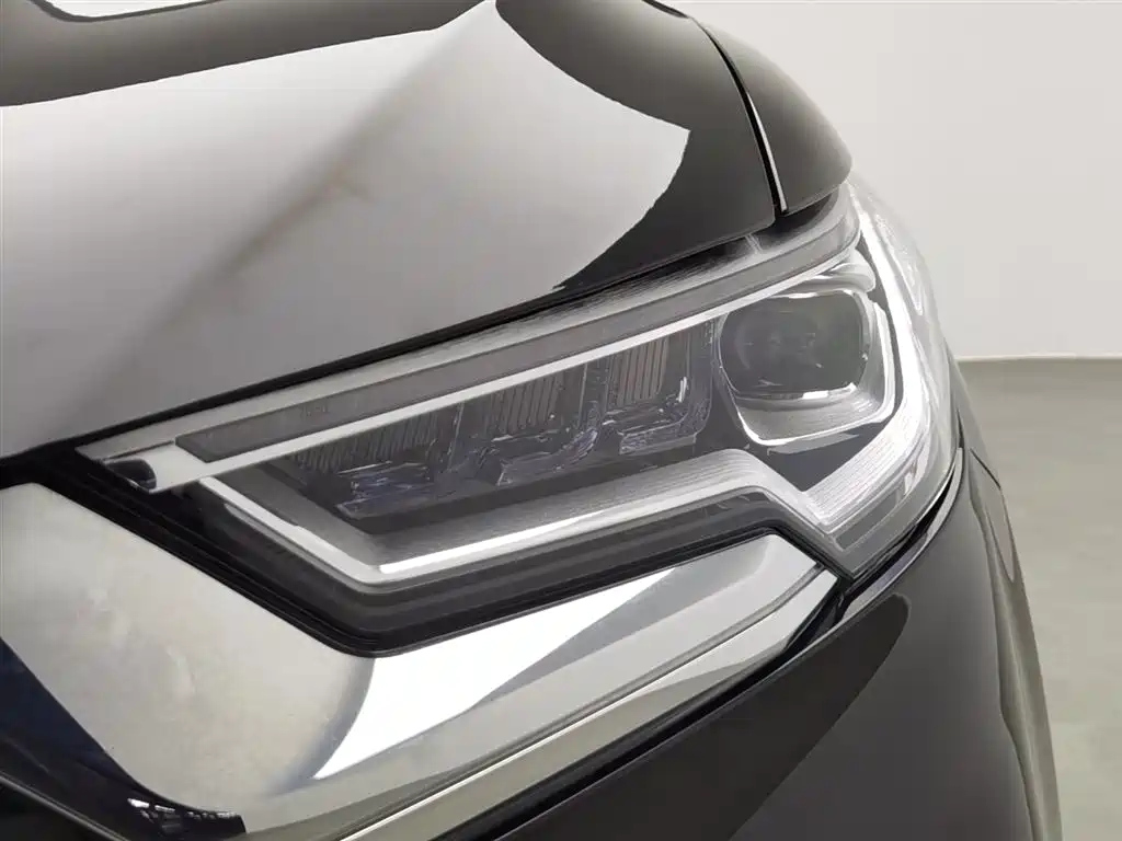 HONGQI HS5 2022