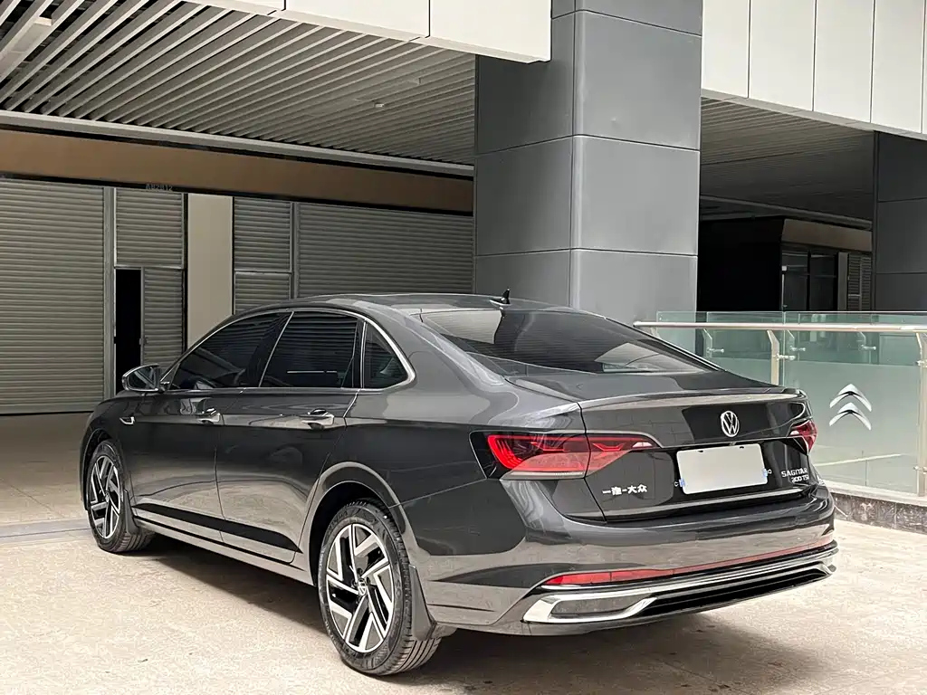 VOLKSWAGEN SAGITAR 2023